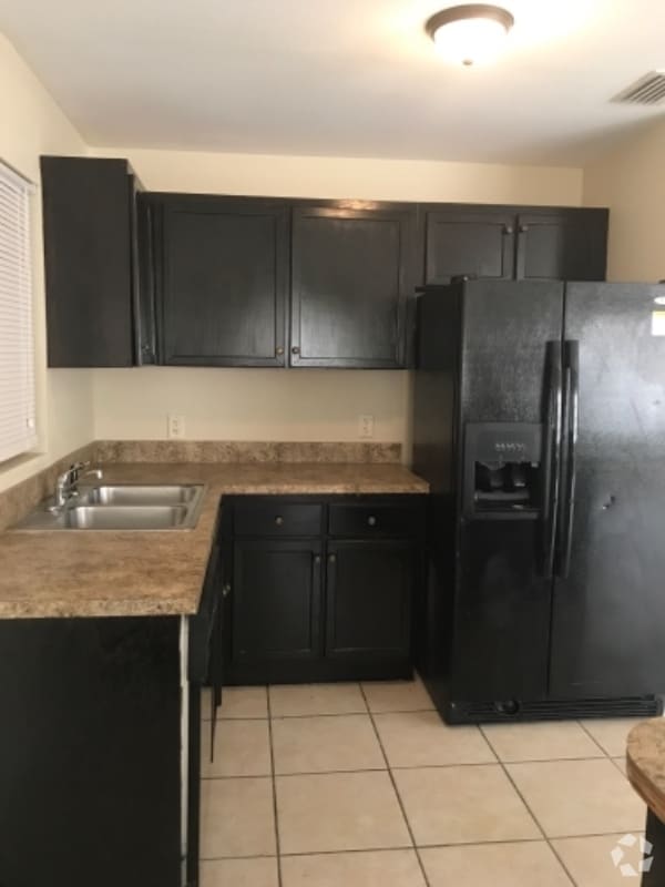 Building Photo - 331 A Ln Rental
