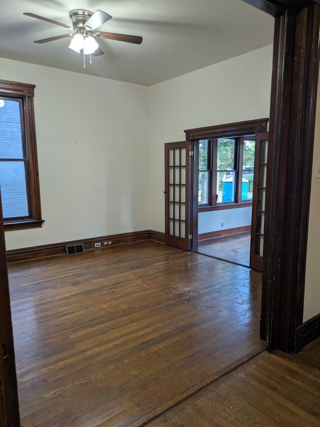 315 E Swissvale Ave Unidad 315 E Swissvale Ave FL. 1
