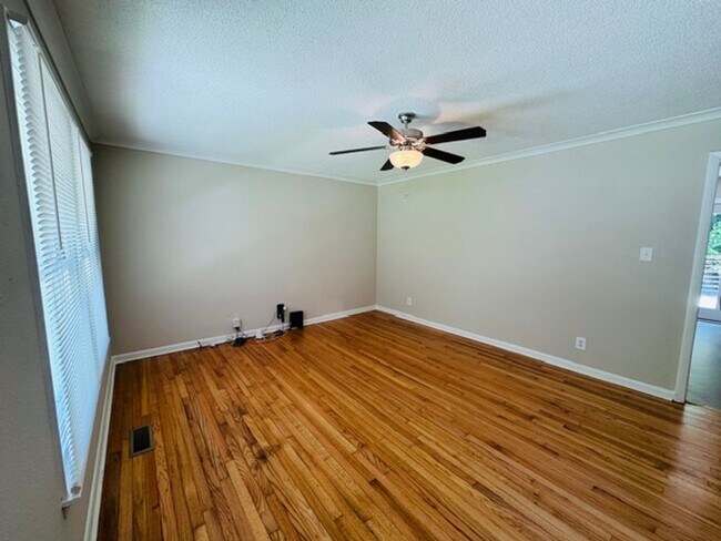 Photo - Remodeled ranch with fenced in yard!