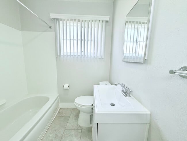 Photo - Acclaim at Baldwin