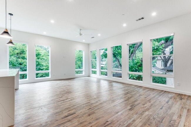 Photo - Tucked away Lakewood Gem, 2 story townhome, Walkable area!