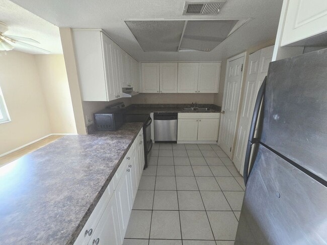 Photo - Orlando - 2 Bedroom, 2 Bathroom – $1,545.00