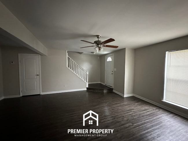 Photo - 3BR/3.5BA Cordova Rental with Wood Floors, Fireplace & Fenced Yard