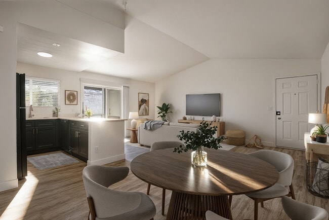 Photo - Canyon Heights