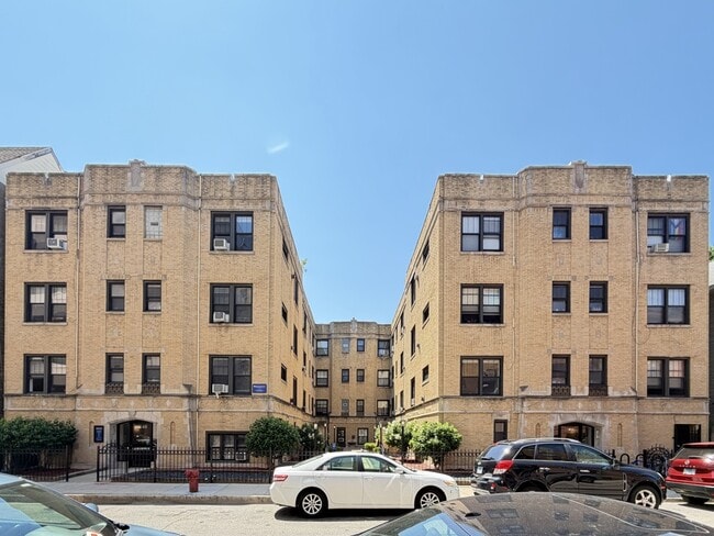 Building Photo - 2854 N Orchard St Unit 44