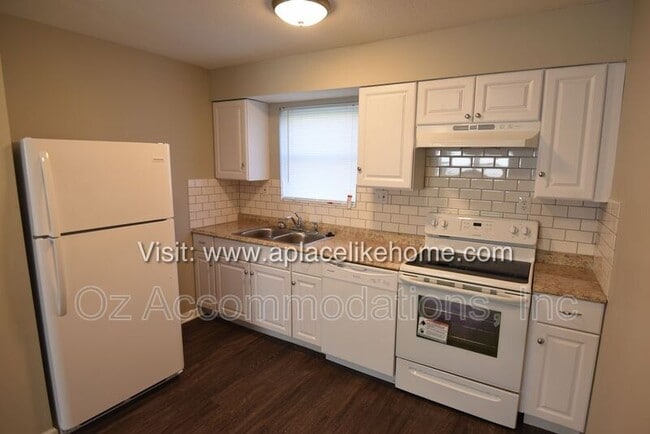 Photo - 8201 Spring Valley Rd