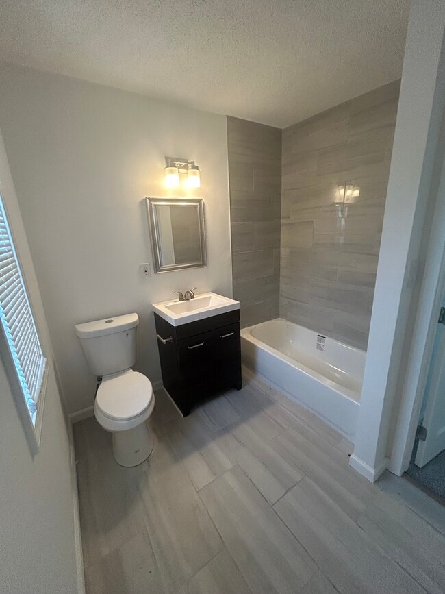 Photo - 5207 Blue Ridge Cutoff