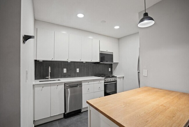 Photo - 204 Woodcliff Ave