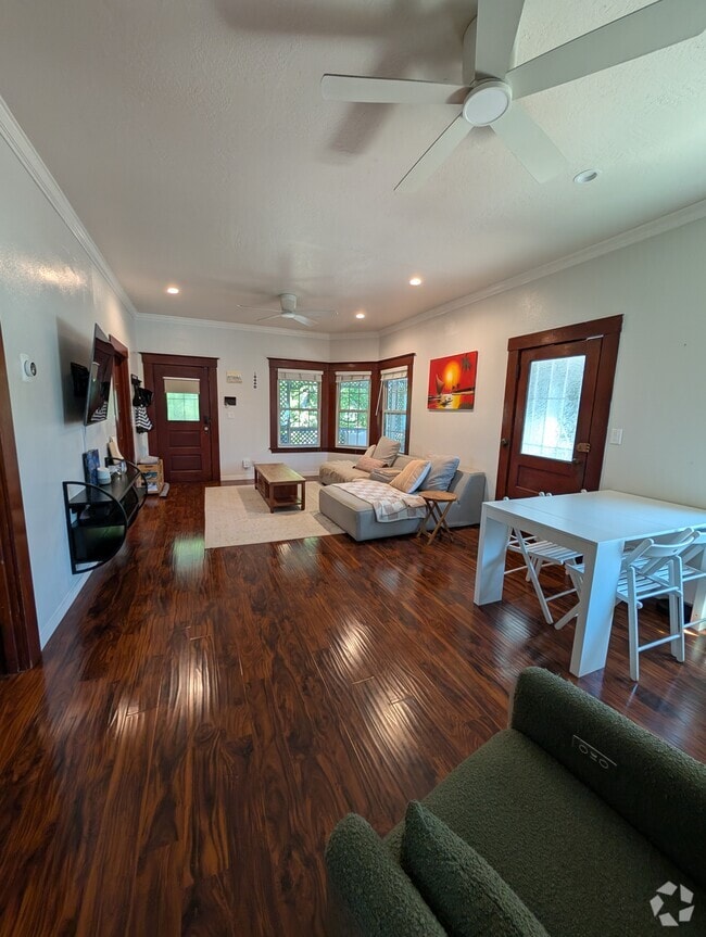Building Photo - 412 Steele Ln Unit 412 Until A Rental