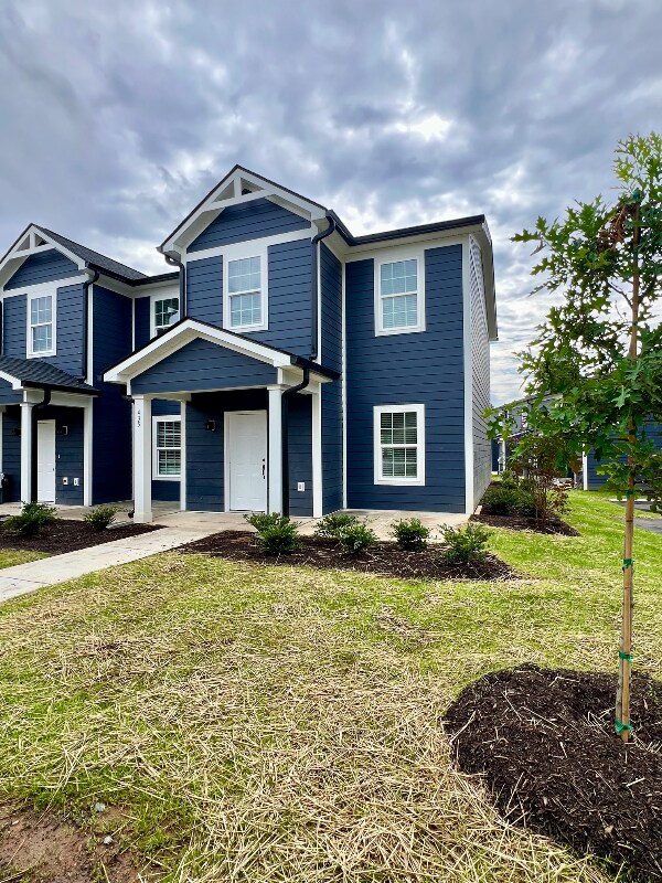 Photo - 193 Freeze Ave NW