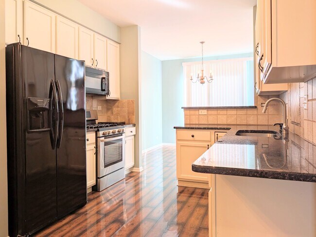 Photo - 3055 Kentshire Cir