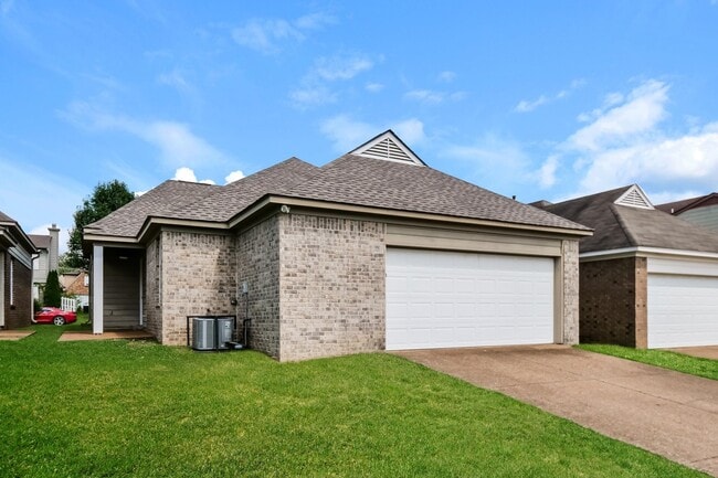 Building Photo - 1731 Addison Park Cove