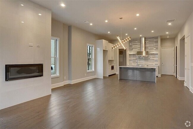 Building Photo - 878 3rd St Rental