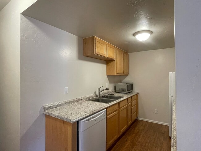 Photo - 294 Tanager Cir Unit A