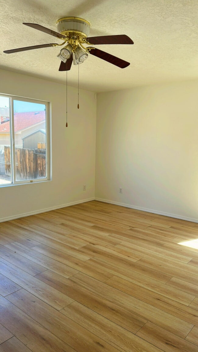 Photo - 9623 Gemstone Rd SW