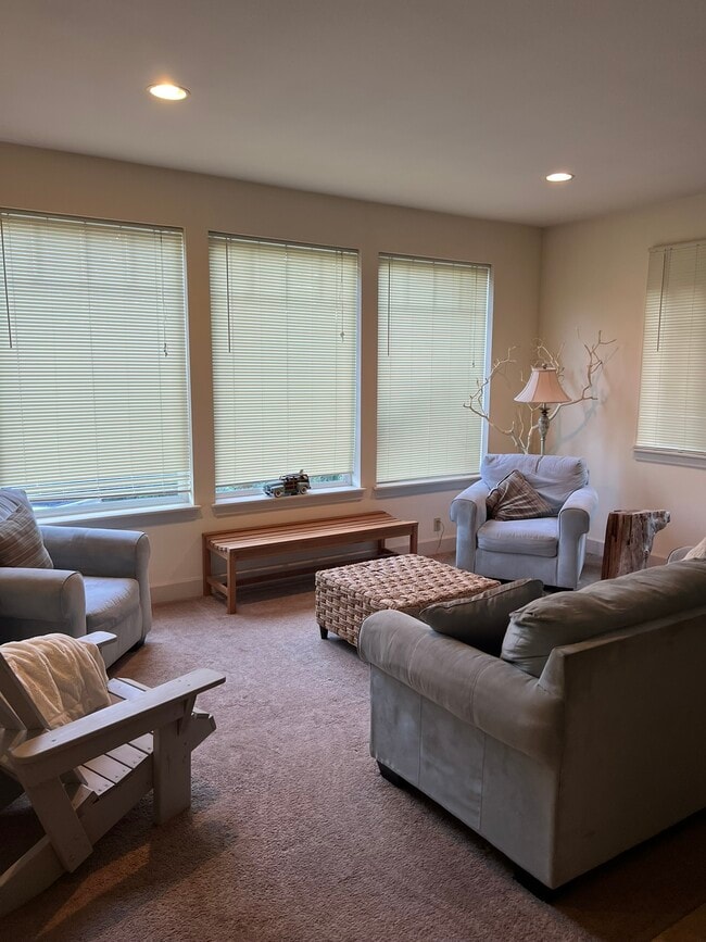 Photo - 11967 Luna Vista Ave SE