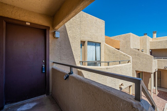 11640 N 51st Ave Unit 246
