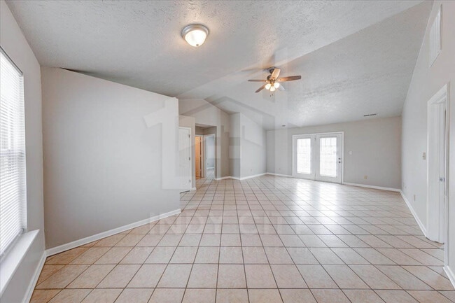 Photo - 11325 Cherry Tree Way