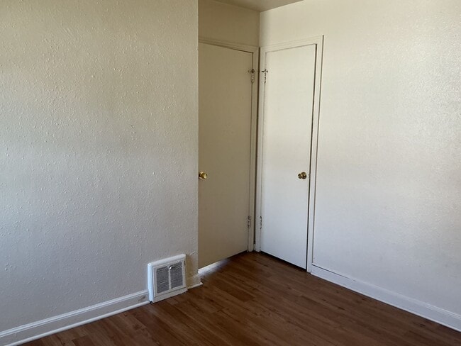 4639 N Sherman Blvd