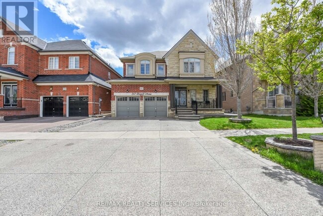 Photo - 567 Dougall Ave