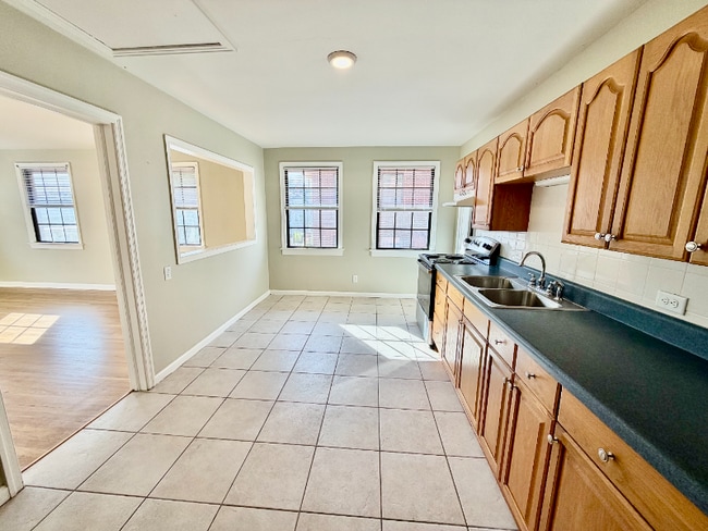 Photo - 1843 Hubbard St Unit 1839