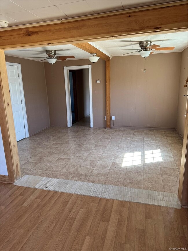 Photo - 61 Delafield St