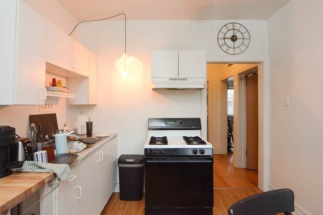 Photo - 1929 W Crystal St Unit A2