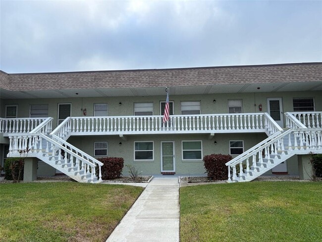 Building Photo - 1250 S Pinellas Ave Unit 411