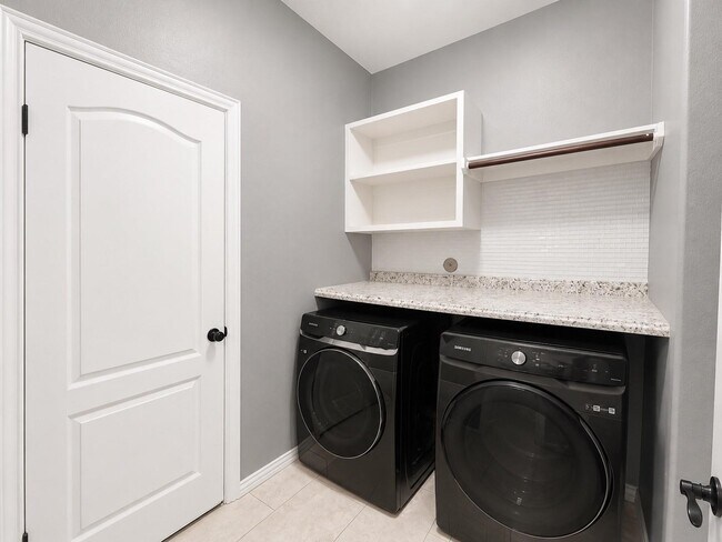 Photo - 28547 Lockeridge Springs Dr