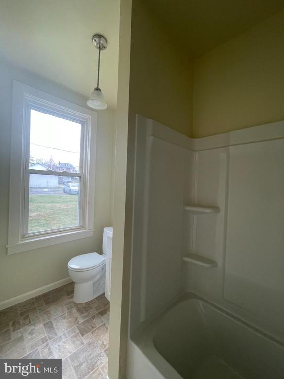 Photo - 452 W 1st St Unit 3