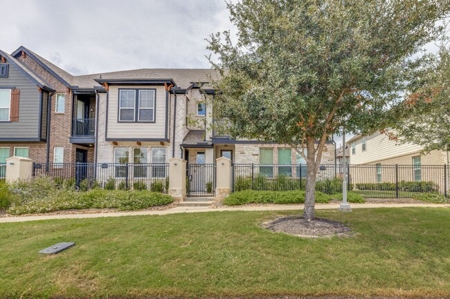 Photo - 9455 Towne Lake Pkwy