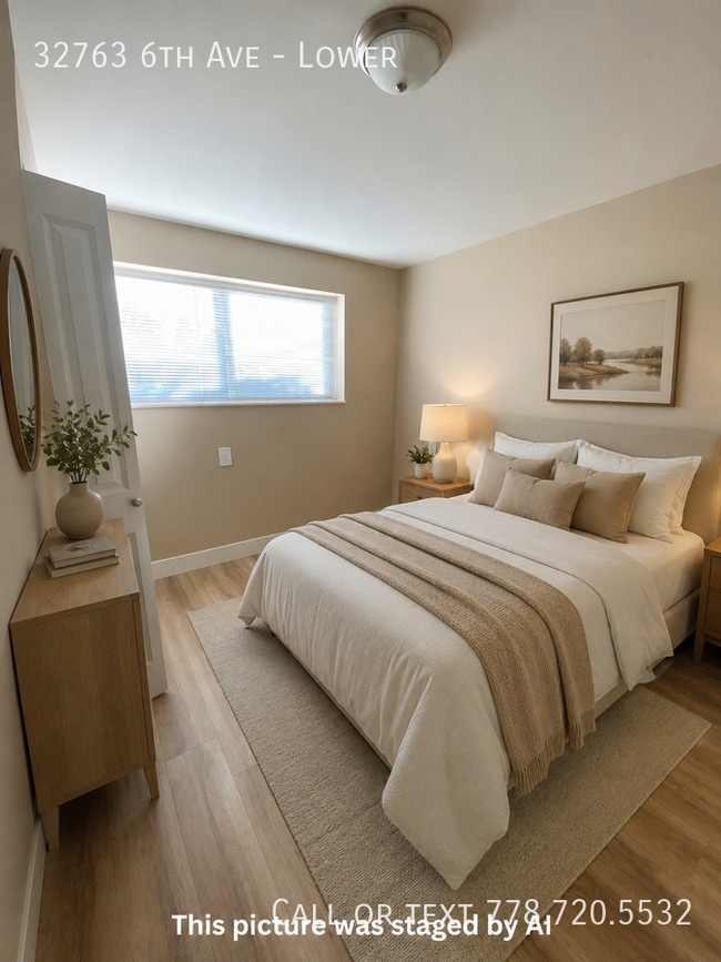 Photo - Spacious Ground Level 3 Bedroom Unit Lower