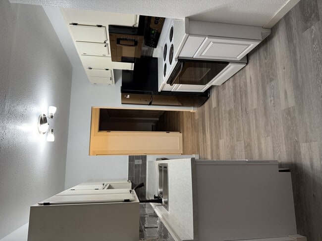 Kitchen - 3870 E Leonesio Dr Unit E1