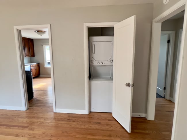 Photo - 1124 N Meade Ave