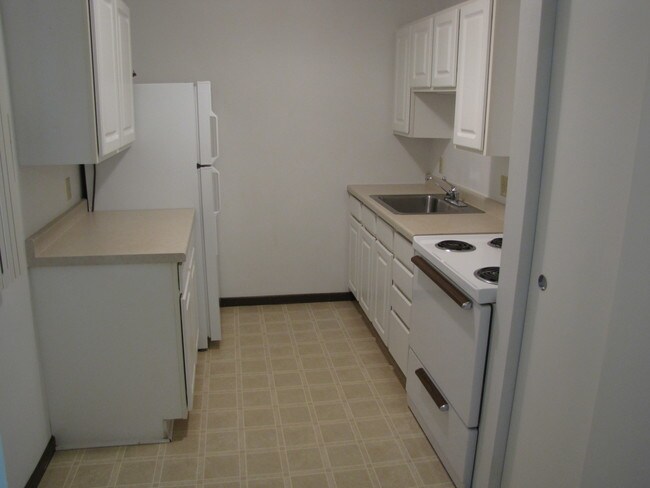 Garden Court Senior Apartments