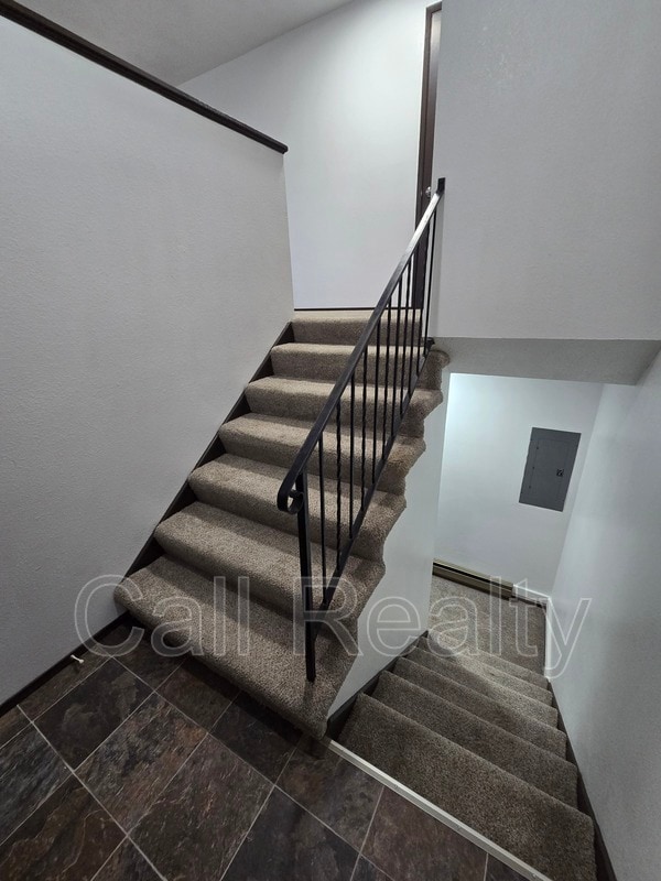 Photo - 3324 S Raymond Cir