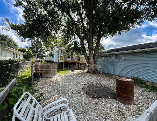 Photo - 1802 Herbert St