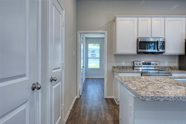 Photo - 11779 White Cedar St