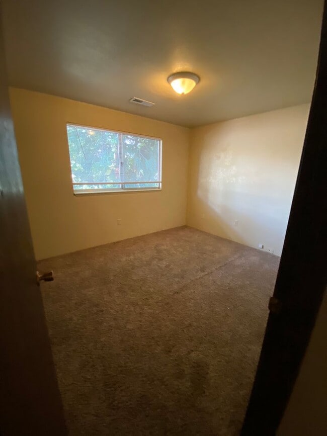 Photo - R202-206 Unidad #204