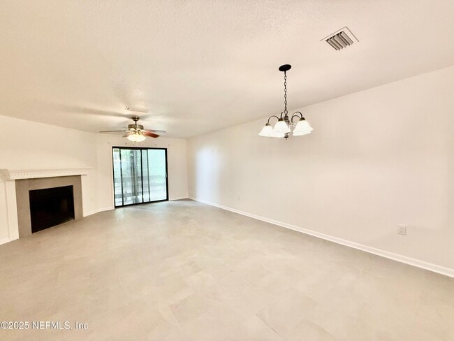 Photo - 1604 Arcadia Dr Unit 101