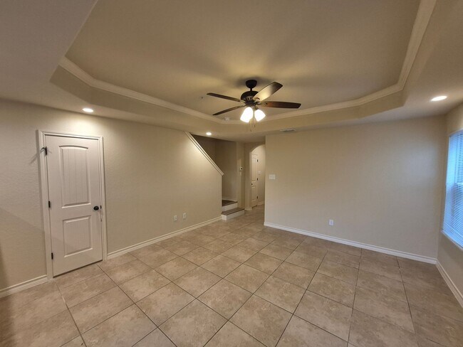 Photo - 6411 Marcel Wy