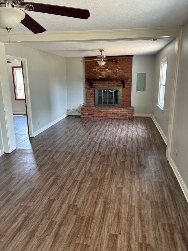 Photo - 111 Legion Cir