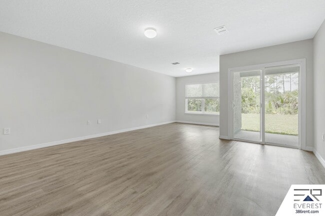 Photo - LIKE NEW 3/2/1 TOWNHOUSE IN DESIRABLE SEMINOLE WOODS