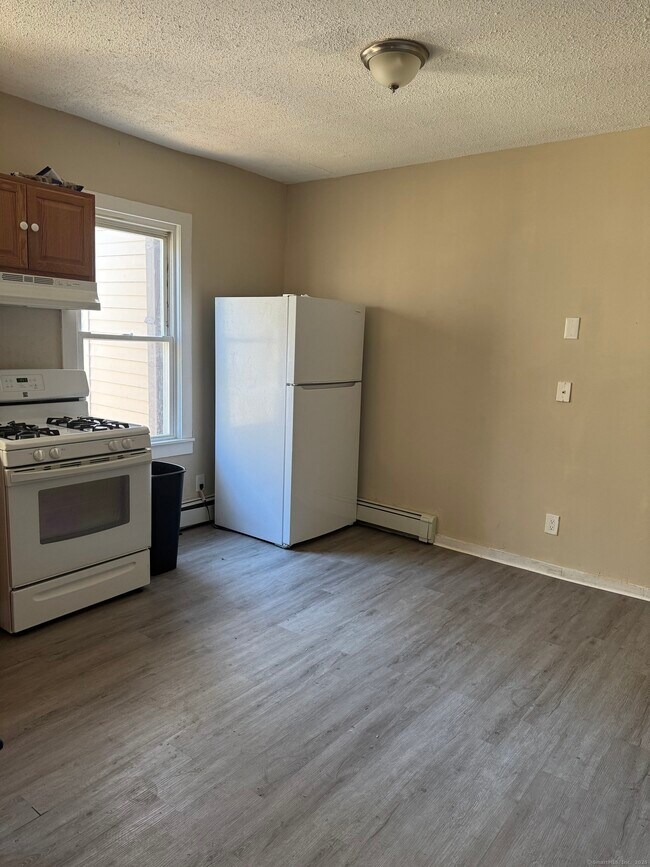 Photo - 440 Dixwell Ave