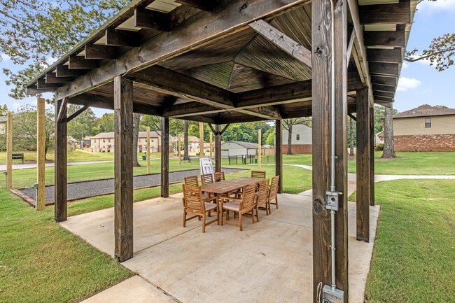 Fairfax Manor Townhomes
