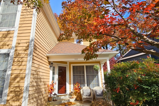 Photo - 908 Berwick Dr