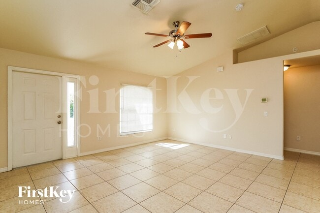 Photo - 4302-4312 12th St W