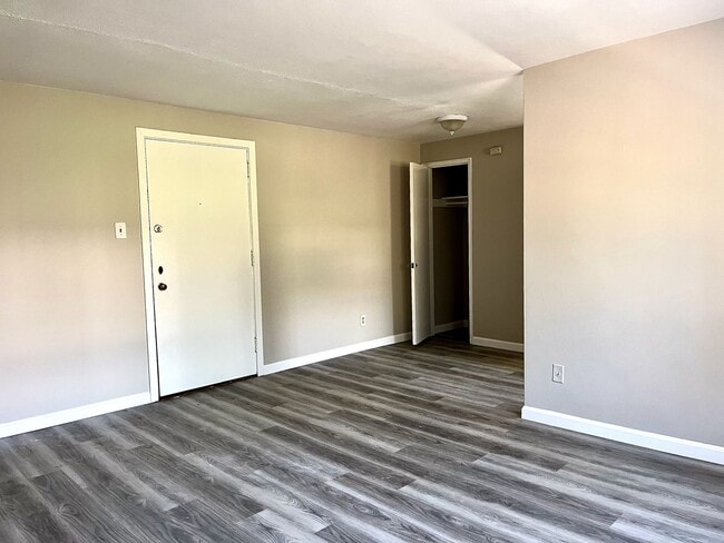 Photo - *** Pet Friendly Apartments in Mt. Lebanon...