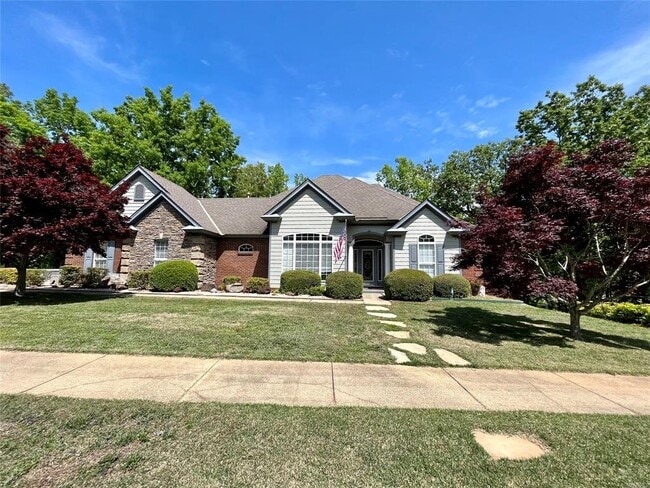 Photo - 704 Emerald Dr