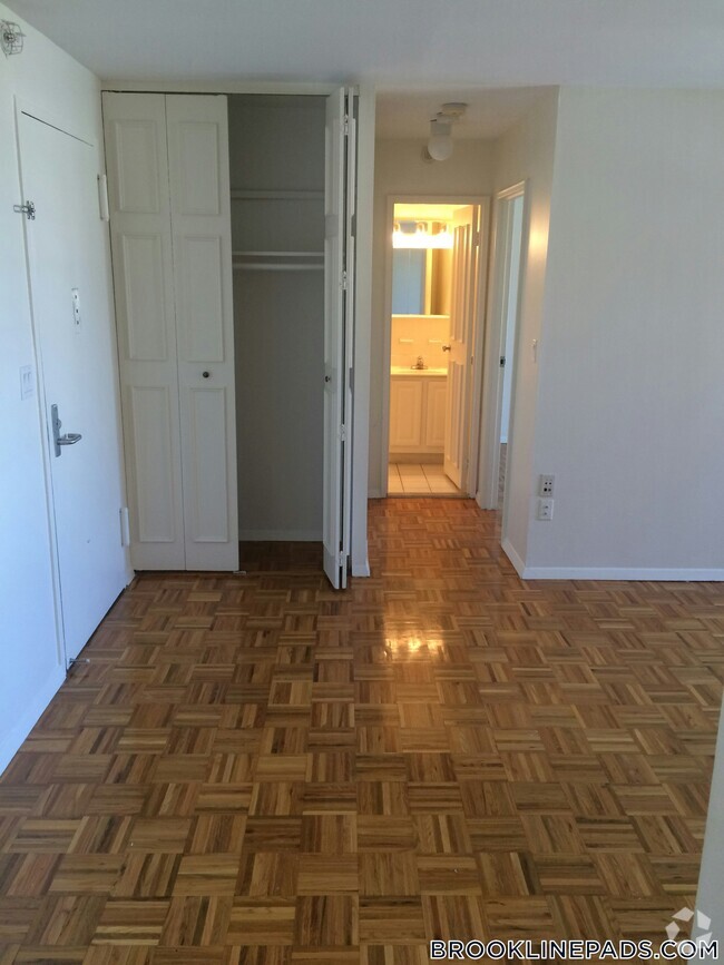 Building Photo - 175 Freeman St Unit 901 Rental
